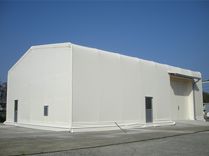 固定式テント倉庫（膜構造建築物）